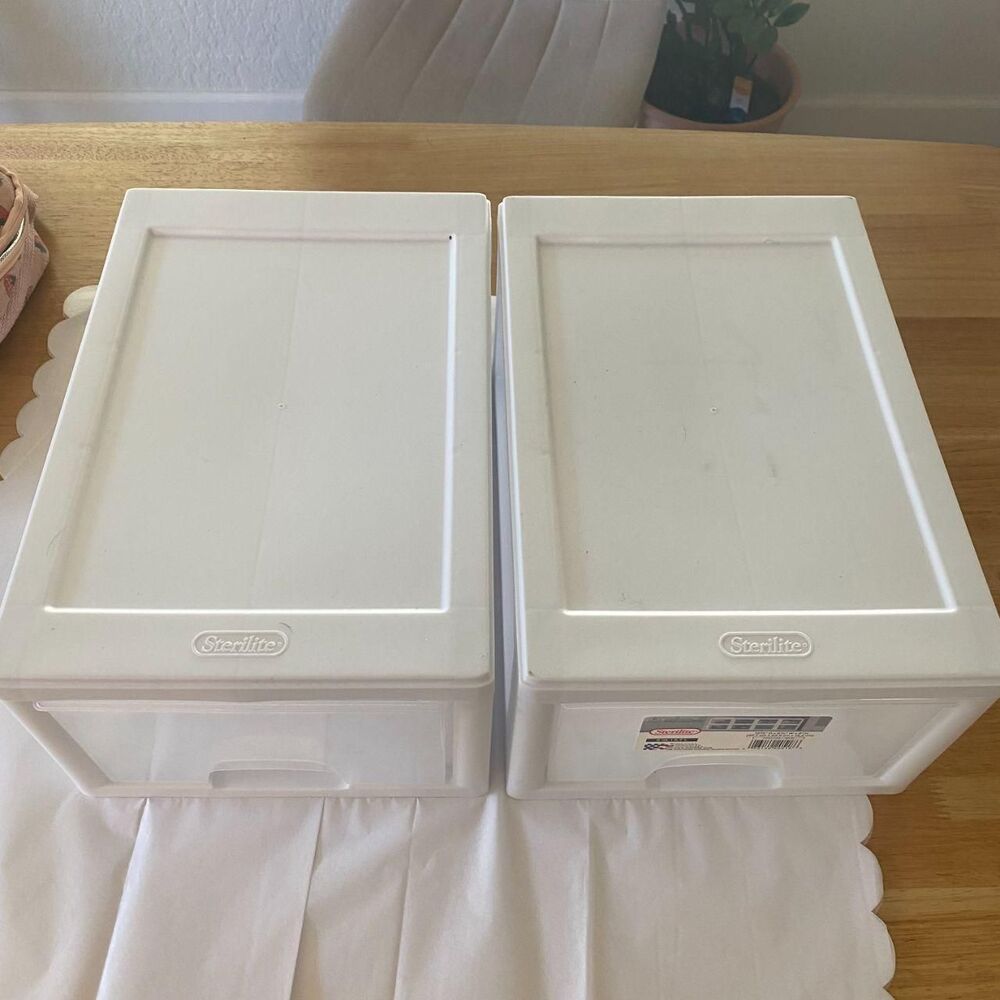 Set of 2 Sterilite stackable plastic drawer storage boxes - Picture 5 of 5